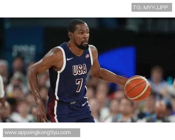 杜兰特赛季开局表现惊艳场均30分高效命中率限制对手运动战表现不佳